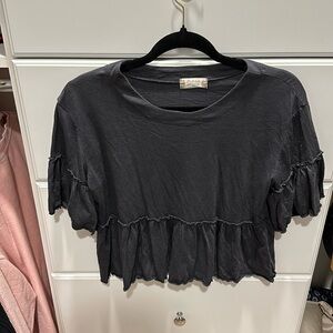 Grey ruffle top (S)